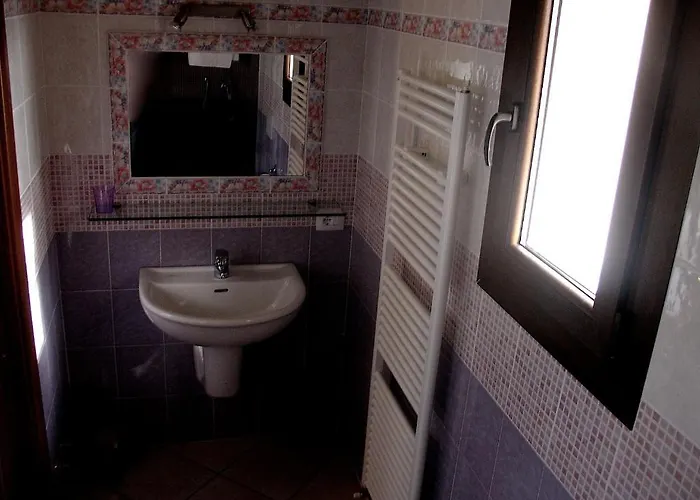 Farm stay Agriturismo Ca' Isotta Castello di Serravalle