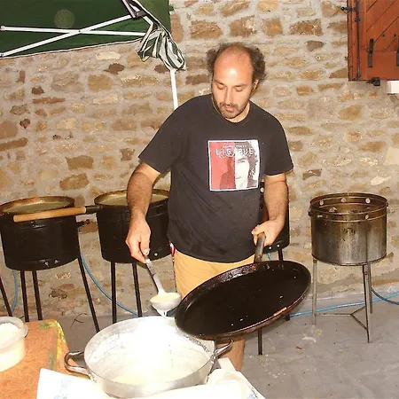 Ca' Isotta ファームステイ Castello di Serravalle